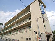 宝塚南口駅より徒歩3分 2階 築53年11ヶ月の賃貸物件