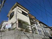 山下駅よりバス14分 徒歩10分 築34年1ヶ月 2階建の賃貸物件
