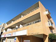 アースマンション 3階 築35年10ヶ月の賃貸物件