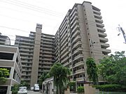 宝塚駅より徒歩24分 築36年6ヶ月 15階建の賃貸物件
