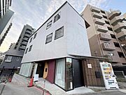 宝塚駅より徒歩5分 築3年11ヶ月 3階建の賃貸物件