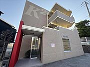 宝塚駅より徒歩8分 3階 築23年の賃貸物件