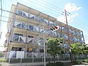 山本駅より徒歩31分 築31年1ヶ月 4階建の賃貸物件