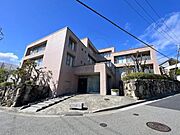 雲雀丘花屋敷駅より徒歩5分 築33年6ヶ月 3階建の賃貸物件