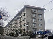 中山観音駅よりバス16分 徒歩4分 5階 築46年3ヶ月の賃貸物件