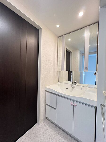 apartment 栃木県宇都宮市松が峰2丁目3-12
地図を見る