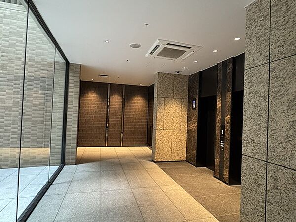 エレベーターホール