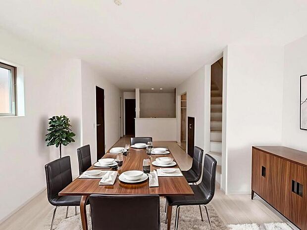 ※画像は実際の室内写真をもとに、家具・調度品の配置例をCG合成したもので、実際とは多少異なります。また、家具等は販売価格に含まれません。