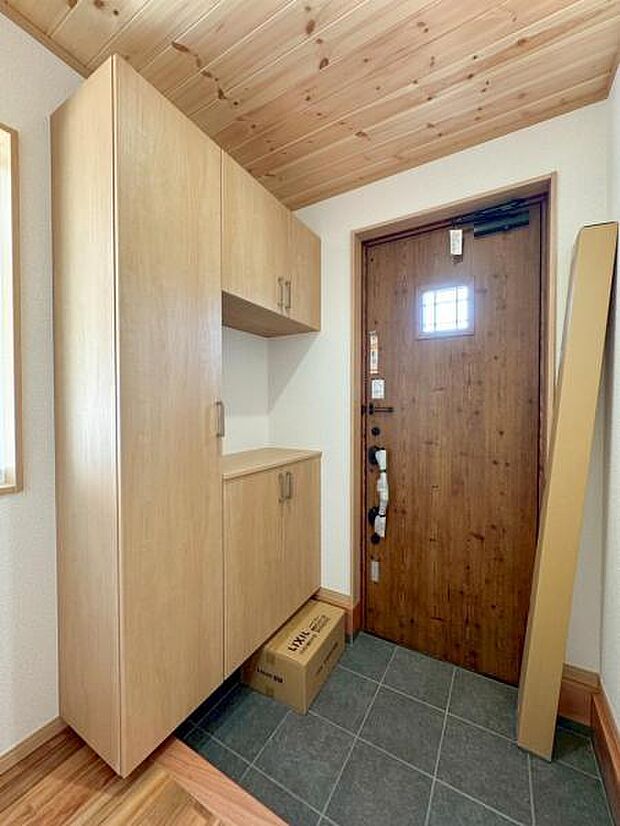 シューズボックス