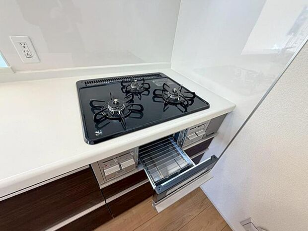 三口コンロ