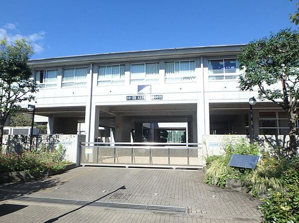 八王子市立 みなみ野中学校