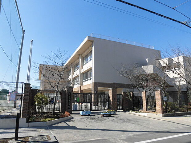 日野市立平山小学校