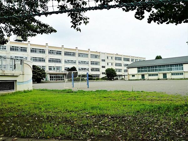 八王子市立元八王子東小学校