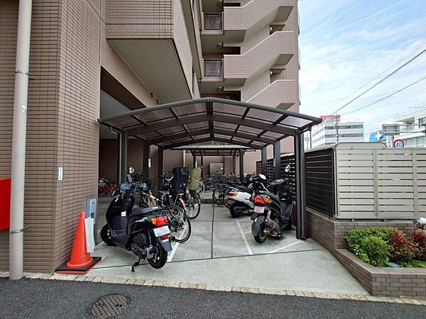 バイク置場