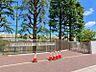 周辺：芦花小学校