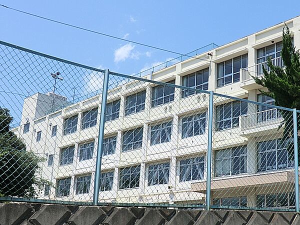 八王子市立 由木中央小学校