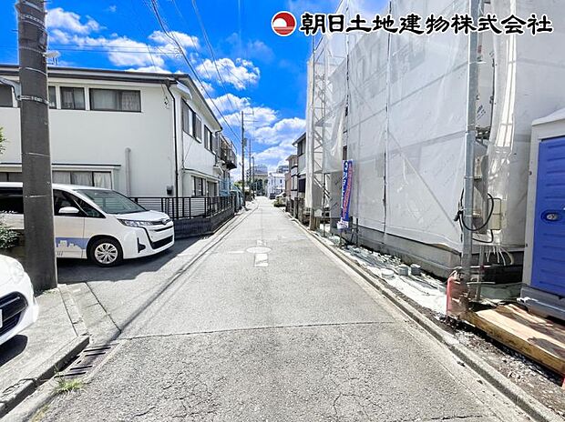 現地写真（前面道路）