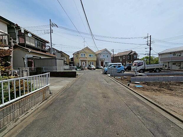前面道路含む現地写真