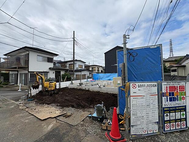 前面道路含む現地外観