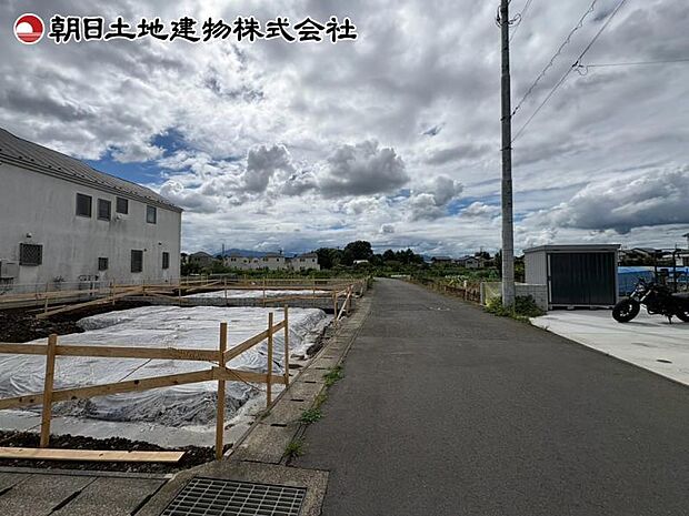 前面道路含む現地写真
