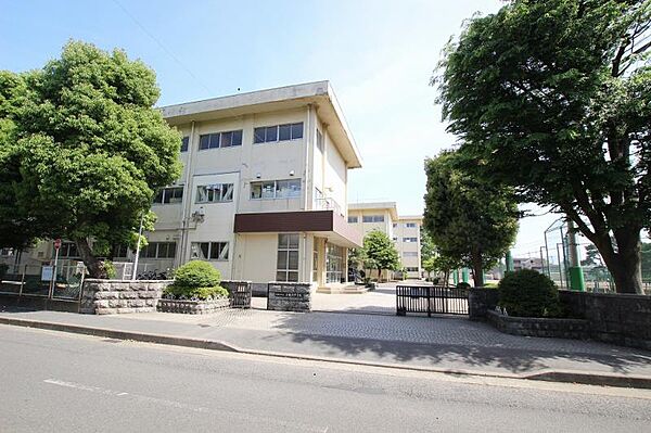 相模原市立上鶴間中学校