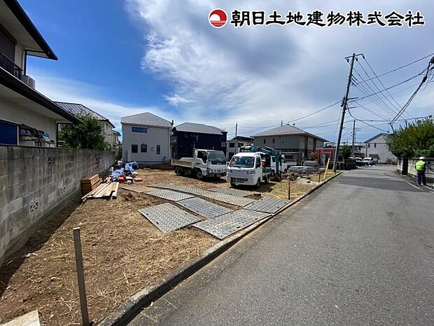 前面道路含む現地写真