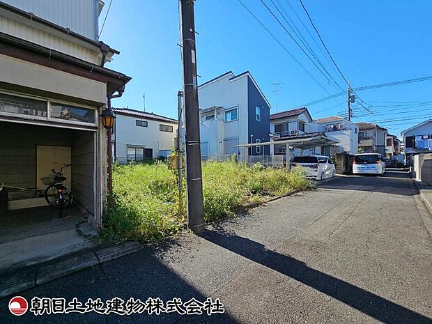 前面道路含む現地外観写真