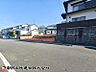 外観：前面道路含む現地外観写真