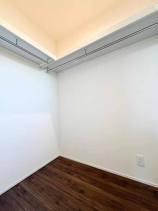 ファミリークロークのある住まいで収納上手な生活を。