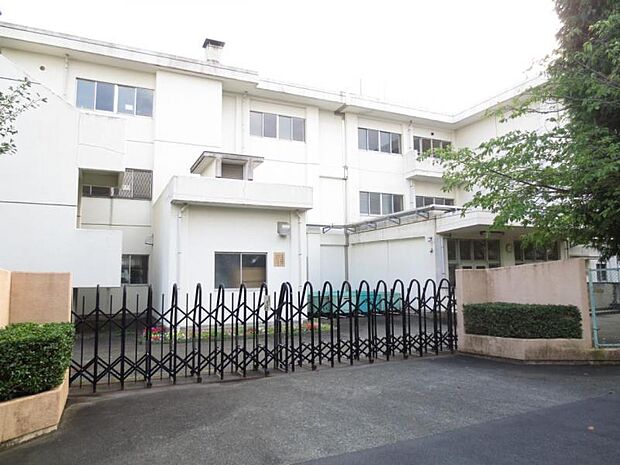 八王子市立 石川中学校