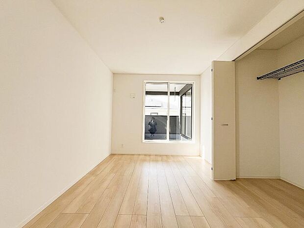 各部屋にクローゼット完備。ゆとりの収納で片付けも掃除もテキパキ完了。