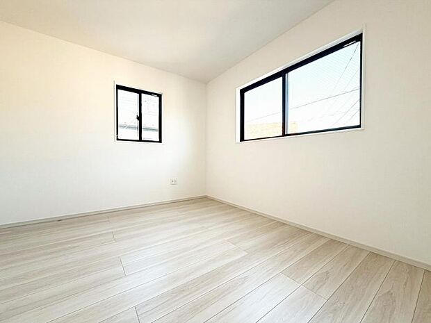 居室はご家族それぞれが、安らぎの空間でプライベートタイムを過ごせるよう配置。