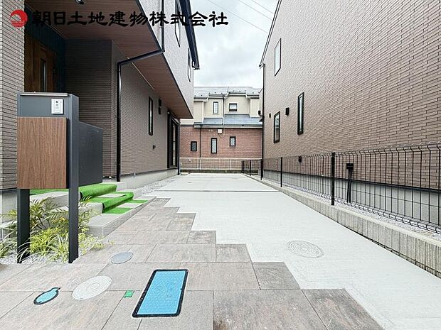 現地と併せての散策をして頂きたい物件です。