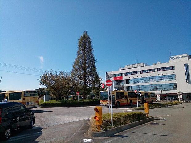 小田急小田原線 鶴川駅