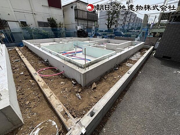 現地