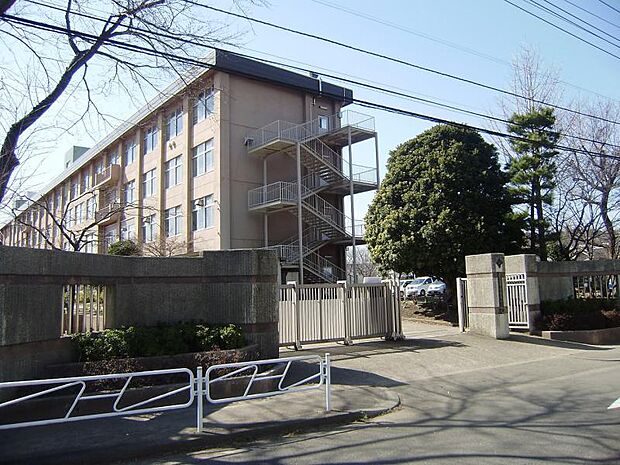 八王子市立 由木中学校