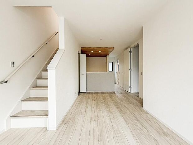 お洒落かつ シンプルなデザイン住宅