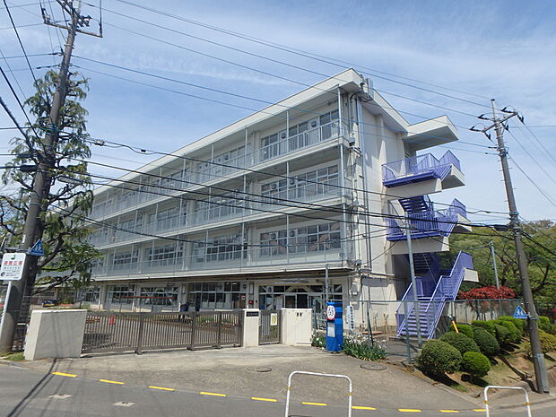 町田市立　藤の台小学校