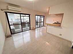 グランベールJIN 2階1LDKのリビング/ダイニング