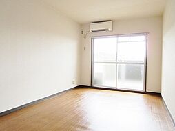 メイプル東名坂弐番館 1階1Kのリビング/ダイニング