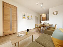 Solarium Sugimizu （ソレアード）　杉水　C 106 2階2LDKのリビング/ダイニング