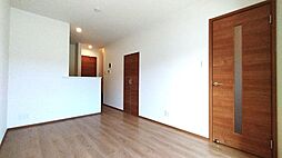 Pin tail  五岳 （パンテール ゴガク）　　　A 103 2階2LDKのリビング/ダイニング