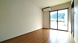 Pin tail  五岳 （パンテール ゴガク）　　　B 102 2階2LDKのリビング/ダイニング