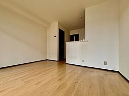 Maisonette　TYS 107 2階2LDKのリビング/ダイニング