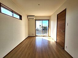 Villa　Sieger（ヴィラ　ジーガー）　B 106 2階2LDKのリビング/ダイニング