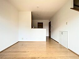 Sun　Park　Ilis 108 2階2LDKのリビング/ダイニング