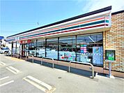 セブンイレブン 伊勢崎流通団地東店（1074m）
