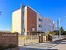 周辺：足立区立中川小学校 徒歩7分。 490m