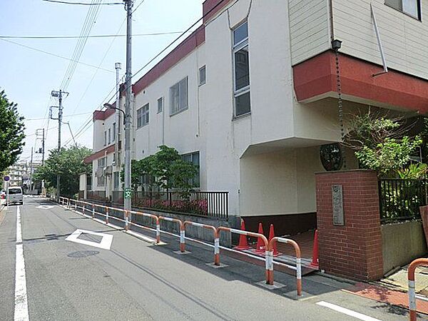 東和保育園 徒歩8分。 630m