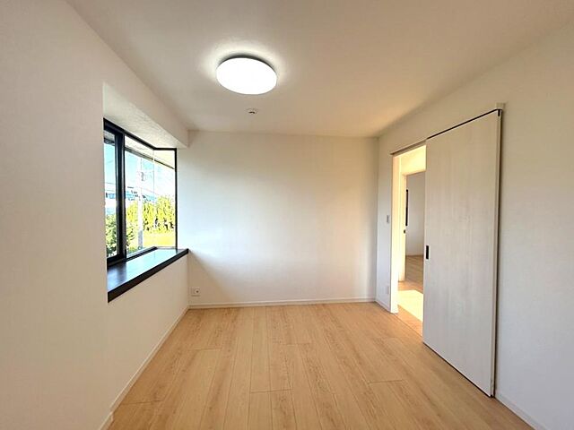 室内 飯塚市伊川15-4